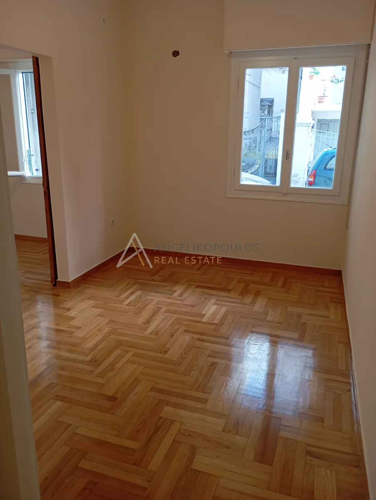 property-img